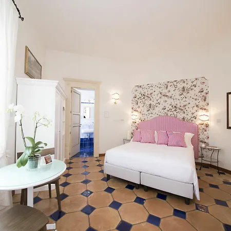 Maiure Guest house