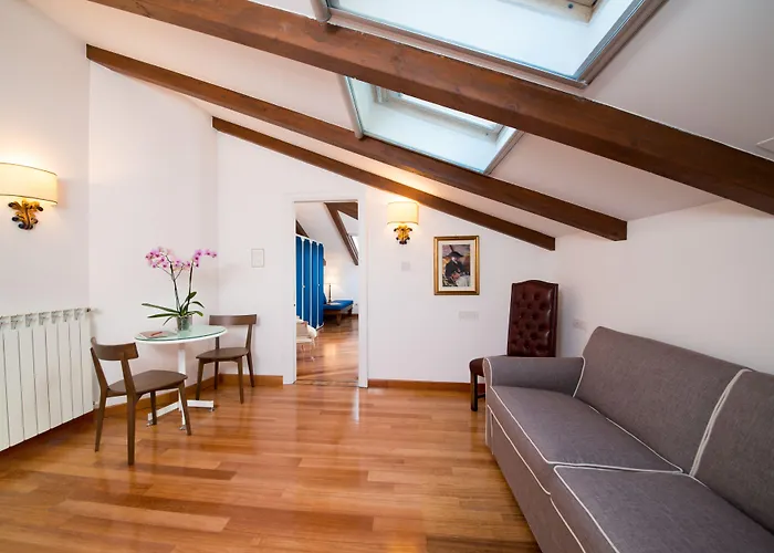 ゲストハウス Maiure マイオーリ