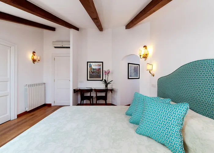 ゲストハウス Maiure マイオーリ