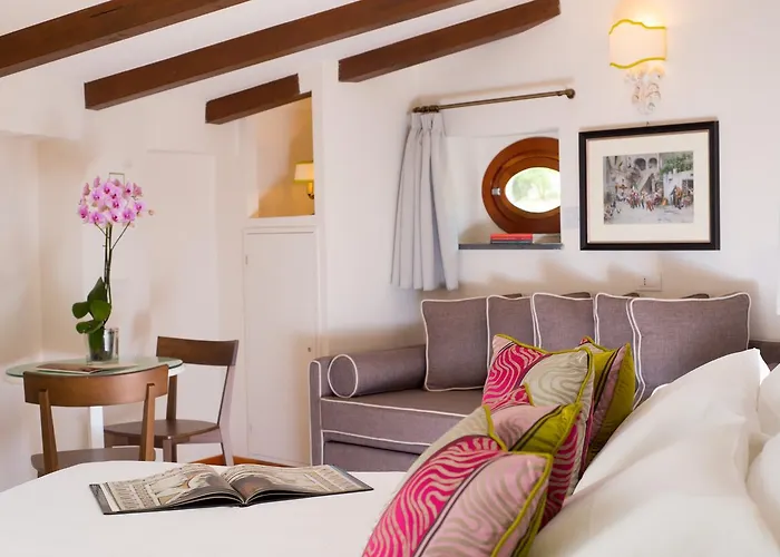 ゲストハウス Maiure マイオーリ