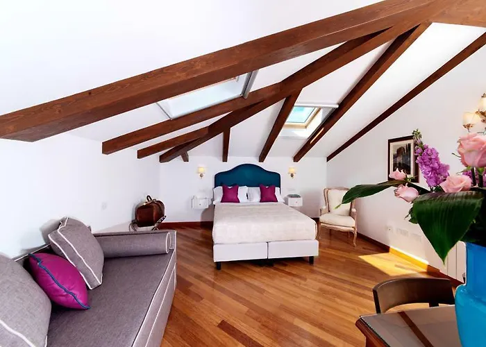 ゲストハウス Maiure